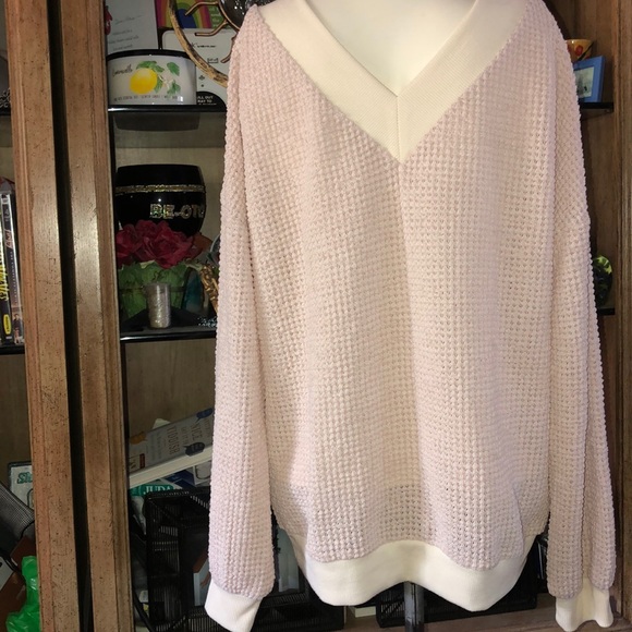 NWOT WAFFLE KNIT V NECK LIGHT WEIGHT PULLOVER - Picture 4 of 6
